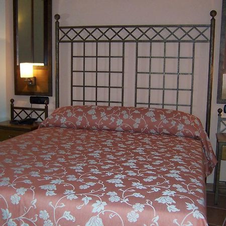 Ele Santabarbara Hotel Кастиеха де ла Куеста Екстериор снимка