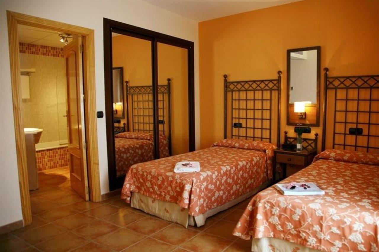 Ele Santabarbara Hotel Кастиеха де ла Куеста Екстериор снимка