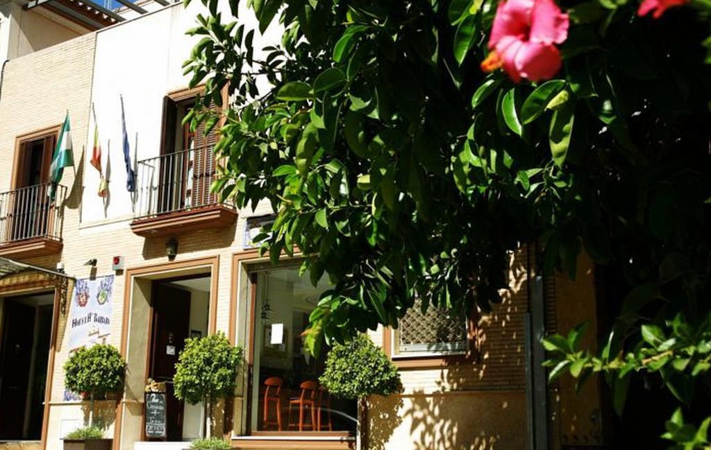 Ele Santabarbara Hotel Кастиеха де ла Куеста Екстериор снимка